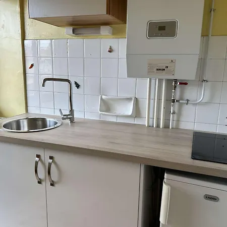Apartment Au Calme Pres Plage, Terrasse, Parking - Fr-1-226a-40 Frejus